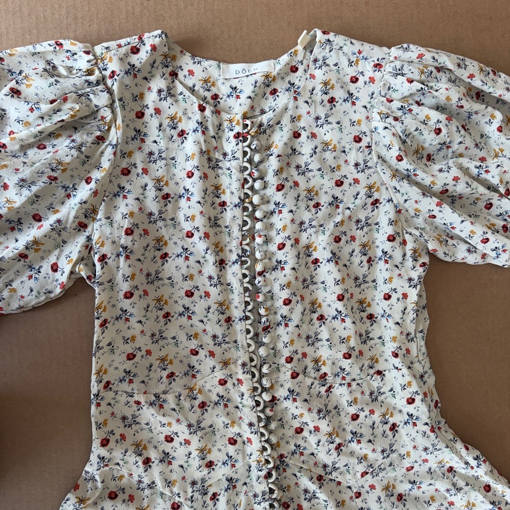 Doen Women’s silk minidress - Picture 2 of 3